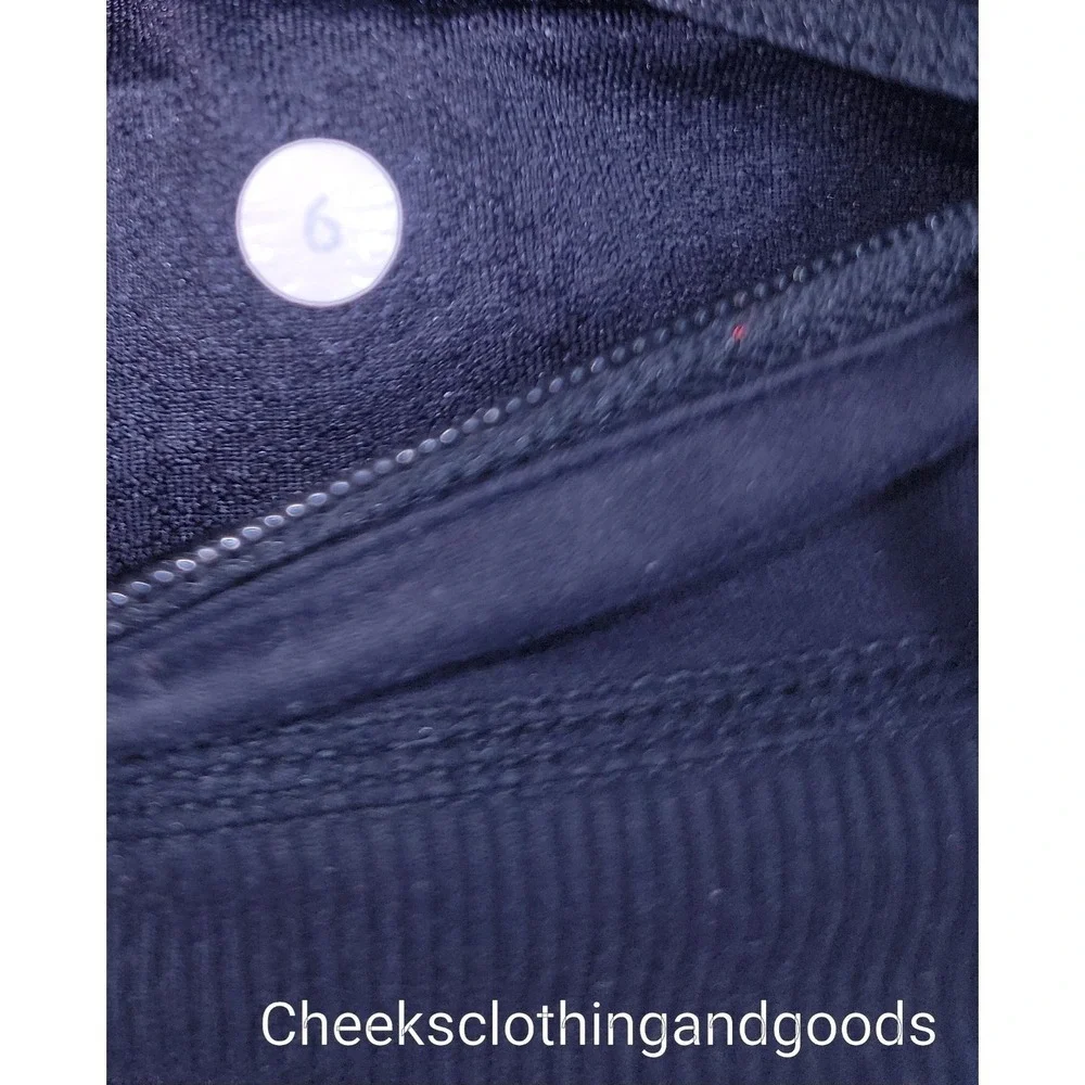 Lululemon 6 Run Chase Me Crop Black Leggings W6718S